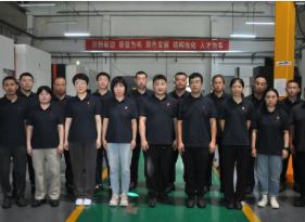 以匠心鑄就卓越，以創(chuàng)新引領(lǐng)未來  華德液壓王西杰技能大師工作室獲評“區(qū)級技能大師工作室”稱號